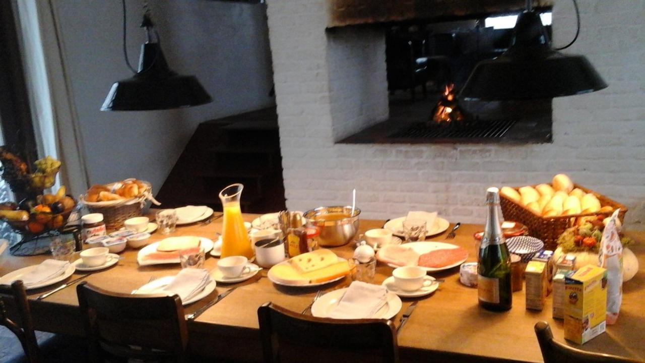 B&B De Hulst อิเซเคม ภายนอก รูปภาพ