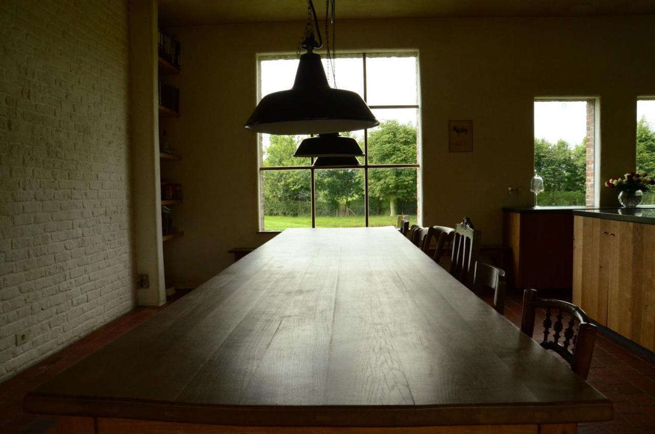 B&B De Hulst อิเซเคม ภายนอก รูปภาพ
